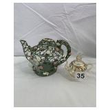 METAL WIRE TEAPOT BASKET W/ FLORAL ACCENTS, GLASS