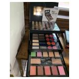 GIORDANO COLORS FACE SECRETS BEAUTY CASE,