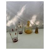 AMBER GLASS DECANTER W/ STOPPER, (2) TUMBLERS W/