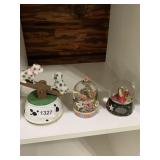 COLLECTIBLE SNOW GLOBES, INCLUDES JIM SHORE