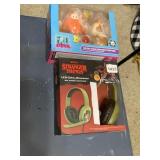 FALL GUYS ACTION FIGURE PACK AND NETFLIX STRANGER