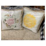 DECORATIVE THROW PILLOWS, TEXTILE, PRINTED SPRING