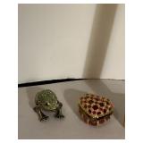 METAL TRINKET BOXES, FROG W/ GREEN RHINESTONES,