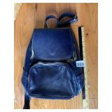 FLOTO LEATHER BACKPACK, NAVY BLUE, PEBBLED
