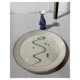 DELFT BLUE AND WHITE PORCELAIN VASE, HAND-PAINTED