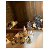 HALLOWEEN CERAMIC VILLAGE PIECES, LIGHTED