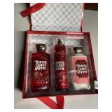 BATH & BODY WORKS WINTER CANDY APPLE GIFT SET,