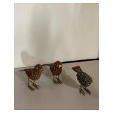 METAL BIRD FIGURINES (3), FILIGREE WIREWORK W/