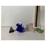ASSORTED DECORATIVE GLASS, PYRAMID PAPERWEIGHT,