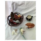 ASSORTED DECORATIVE FEATHERED BIRD FIGURES, WOVEN