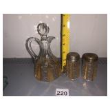 VTG CRYSTAL CRUET W/ STOPPER, MATCHING SHAKERS,