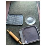 BAKING ACCESSORIES, INCLUDES METAL BAKING SHEETS,