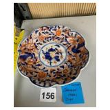 JAPANESE IMARI PORCELAIN DISH, LOBED FORM,