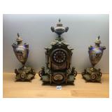 VTG FRENCH MANTEL CLOCK SET, GILT BRONZE CASE,