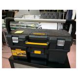 DEWALT 2-IN-1 TOTE AND POWER TOOL CASE, BLACK
