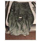 KMUSET PLUSH THROW BLANKET, DARK GRAY, POLYESTER,