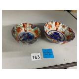 PAIR JAPANESE IMARI PORCELAIN BOWLS, SCALLOPED