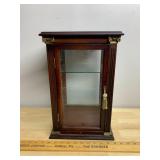 TABLETOP DISPLAY CABINET, WOOD FRAME, GLASS