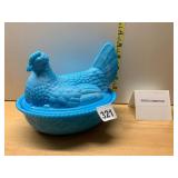 VTG MILK GLASS HEN ON NEST, BRIGHT BLUE, BASKET