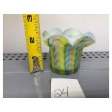 ART GLASS VASE, RUFFLED RIM, MULTICOLOR SWIRL
