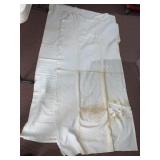 VTG WHITE BEDSPREAD, EMBOSSED FLORAL PATTERN,