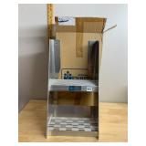 MERRITT EQUIPMENT CO. ALUMINUM FRAME MOUNT STEP,