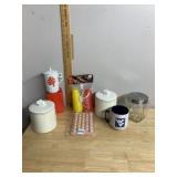 TATUNG TAIWAN PORCELAIN MUG W/ LID, CERAMIC