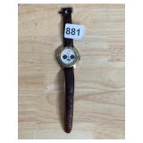 GUESS QUARTZ CHRONOGRAPH WRISTWATCH, GOLD-TONE