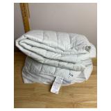 LAURA ASHLEY HOME QUEEN SIZE MATTRESS PAD, WHITE,