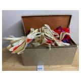 GLITTERED STORAGE BOX, ASSORTED DECORATIVE RIBBON