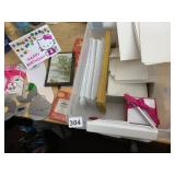 ASSORTED STATIONERY, HELLO KITTY NOTEPADS, RED