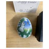 FRANKLIN PORCELAIN EASTER EGG, 1981, RABBIT