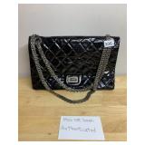 QUILTED FLAP BAG, BLACK PATENT LEATHER,