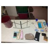 METAL MUSIC STAND, PLASTIC WASTE BASKET, JERGENS