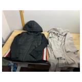 MI-TU QUILTED HOODED JACKET W/ CONTRAST STRIPE
