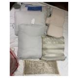ASSORTED BED PILLOWS, INCLUDES THERAPEUTICA