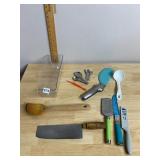 KITCHEN UTENSIL ASSORTMENT, CHINESE CLEAVER,