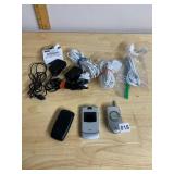 LG AND MOTOROLA FLIP PHONES, INCLUDES CHARGERS