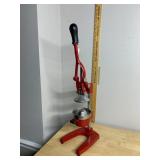 PALM RESTAURANT CITRUS JUICER, RED CAST METAL