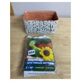 ASHLAND GARDEN COLLECTION CERAMIC PLANTER,