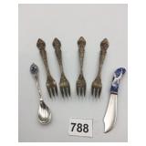 VTG FLATWARE ASSORTMENT, INCLUDES FOUR ORNATE