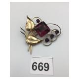 METAL BROOCH, GOLD-TONE, LARGE SQUARE PURPLE