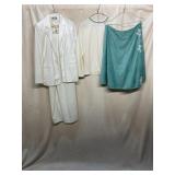 ACT III WOMENS SUIT, WHITE BLAZER AND TROUSERS,