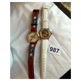 WRISTWATCHES, RED SWISS MADE, WHITE LEATHER BAND