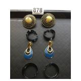 VTG CLIP-ON EARRINGS, BEADED BORDER CABOCHON,