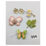 VTG COSTUME JEWELRY ASSORTMENT, INCLUDES ENAMEL