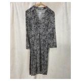 DIANE VON FURSTENBERG WRAP DRESS, BLACK AND WHITE