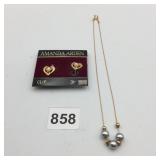 AMANDA ARDEN HEART CLIP-ON EARRINGS ON CARD, FAUX