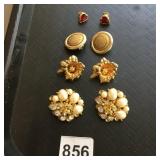 METAL-TONE EARRING ASSORTMENT, INCLUDES HEART,