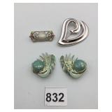 COSTUME JEWELRY BROOCHES AND CLIP-ON EARRINGS,